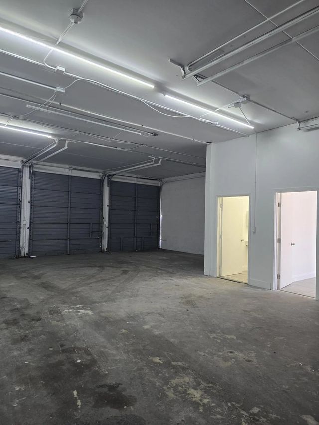 4 of 6 - 1650 Latham Road #33, West Palm Beach, FL