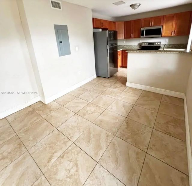 2 of 5 - 1999 Nw 5th Place #2, Miami, FL