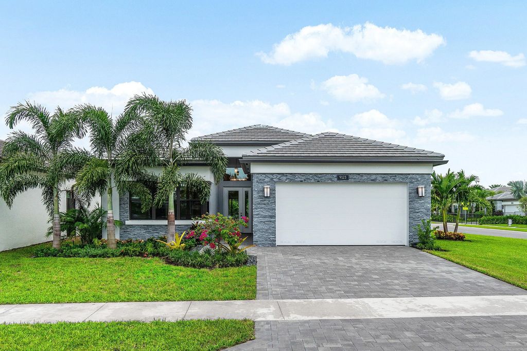9123 Red Robin Lane, Boynton Beach
