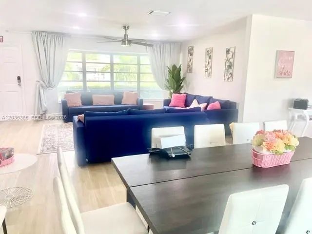 5 of 37 - 614 S Crescent Drive, Hollywood, FL