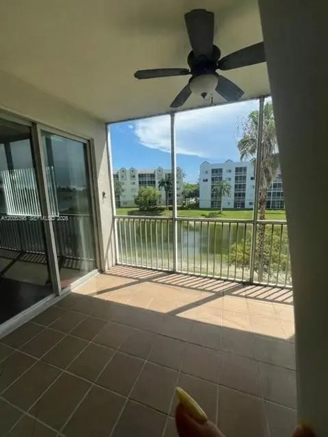 4 of 22 - 10720 Nw 66th Street #305, Doral, FL