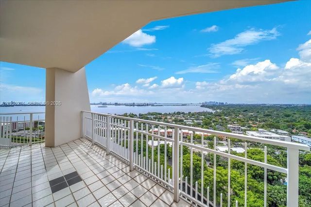 2 of 77 - 1000 Quayside Terrace #ts-10, Miami, FL