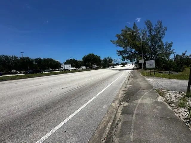 2 of 4 - 1430 Southern Boulevard, Glen Ridge, FL