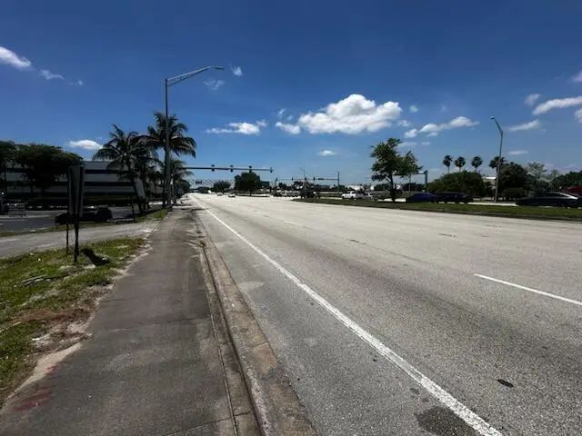 3 of 4 - 1430 Southern Boulevard, Glen Ridge, FL