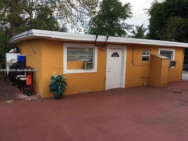 4 of 20 - 10040 Nw 8th Avenue, Miami, FL