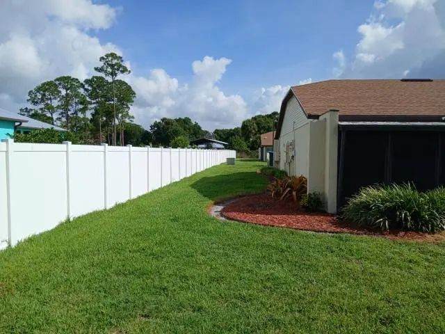 5 of 17 - 6012 Indrio Road #7, Fort Pierce, FL