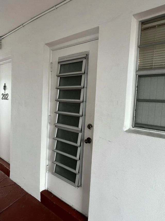 2 of 37 - 1321 Nw 43rd Avenue #202, Lauderhill, FL