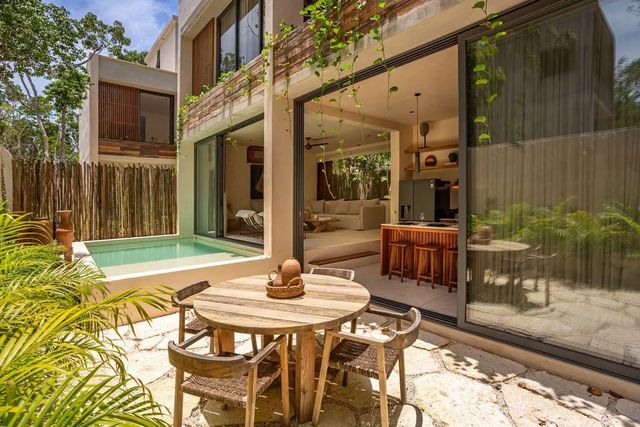 2 of 33 - Amari Tulum  10 Avenida Norte & Calle Palma  #9j Luna, , 