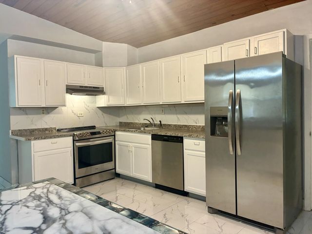 4 of 31 - 3630 Sw 46th Avenue, West Park, FL