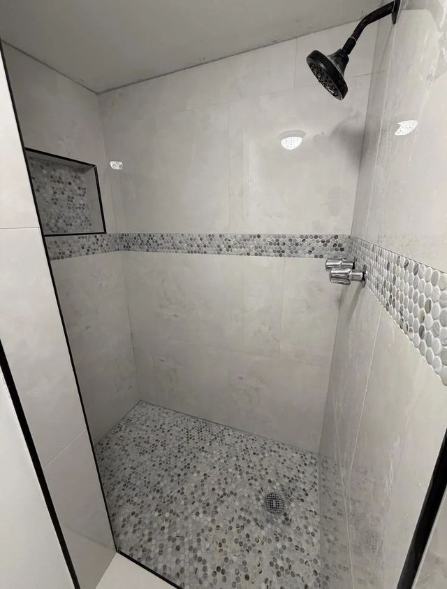 5 of 5 - 1330 Sw 50th Avenue, North Lauderdale, FL