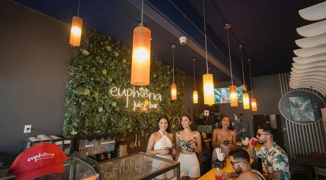 4 of 17 - 6942 Collins Avenue, Miami Beach, FL