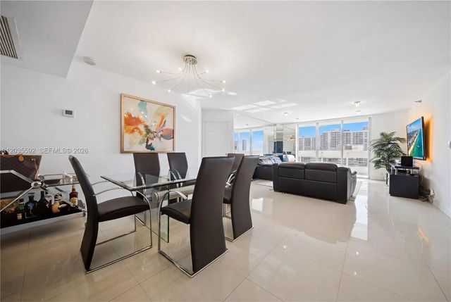 5 of 38 - 3530 Mystic Pointe Drive #2013, Aventura, FL