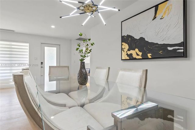 4 of 39 - 2862 Ne 35th Court, Lighthouse Point, FL