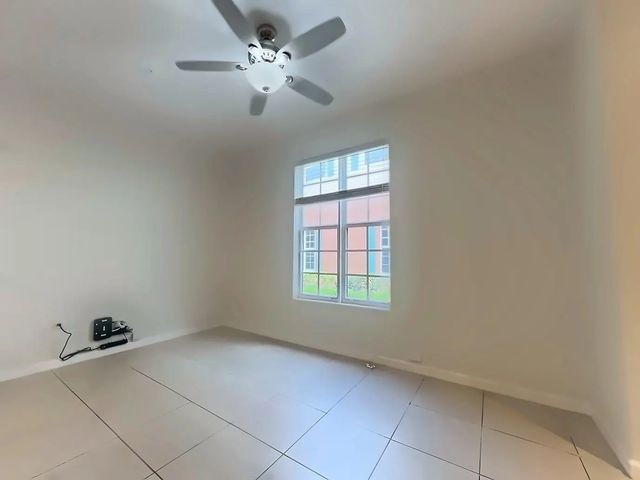 3 of 58 - 726 Sw 1st Way, Pompano Beach, FL