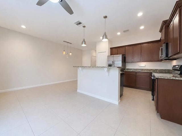 5 of 58 - 726 Sw 1st Way, Pompano Beach, FL