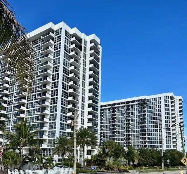 531 N Ocean Boulevard #1808, Pompano Beach