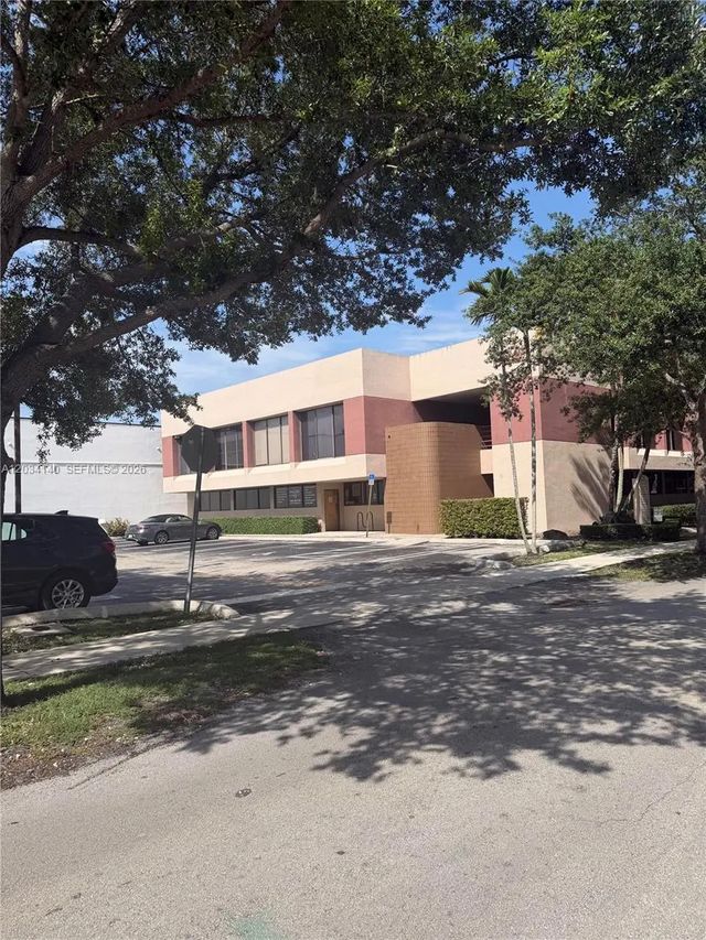 9245 Sw 157th Street #2 Exam Rms, Palmetto Bay
