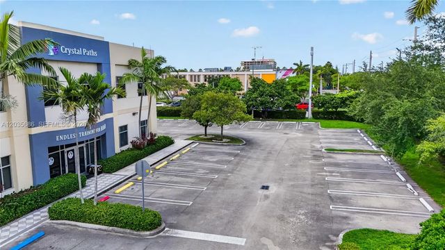 3 of 35 - 10900 Nw 25th Street #202, Sweetwater, FL
