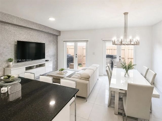 2 of 27 - 14467 Sw 260th Street, Homestead, FL