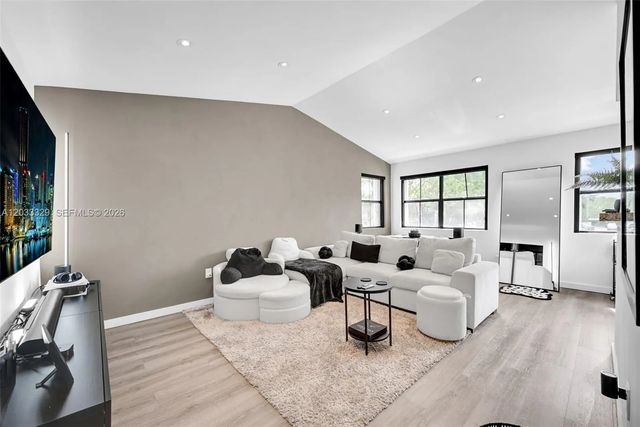 10560 Sw 156th Place #208, Miami