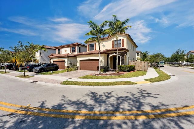 2 of 45 - 8890 Nw 99th Path, Doral, FL