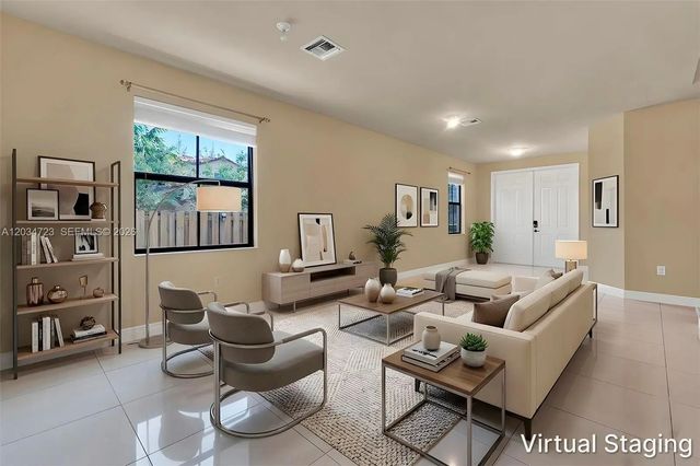 4 of 45 - 8890 Nw 99th Path, Doral, FL