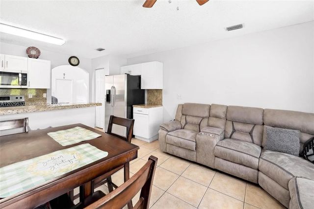 5 of 23 - 6124 Nw 40th Street, Coral Springs, FL