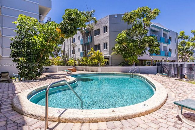 2 of 24 - 3527 Ne 168th Street #309, North Miami Beach, FL