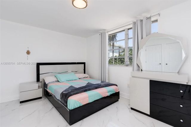 4 of 24 - 3527 Ne 168th Street #309, North Miami Beach, FL