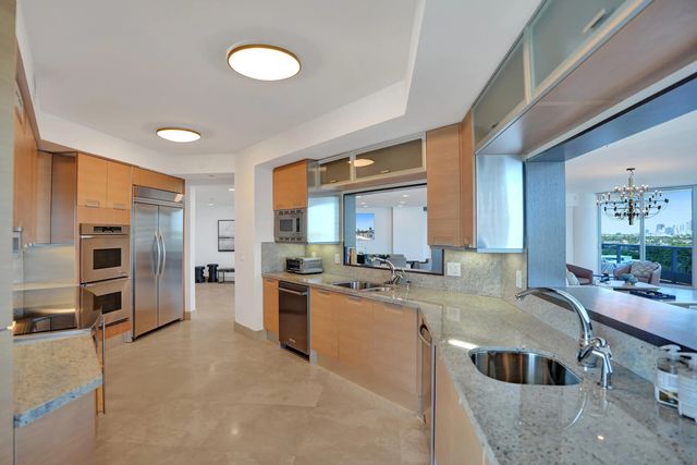 4 of 35 - 715 Bayshore Drive #902, Fort Lauderdale, FL