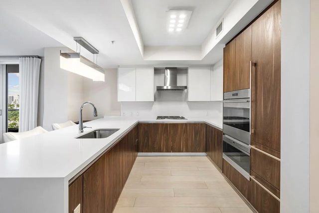4 of 28 - 1180 N Federal Highway #707, Fort Lauderdale, FL