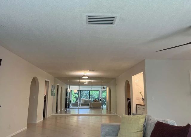 4 of 16 - 1639 Embassy Drive #202, West Palm Beach, FL