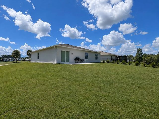 5 of 33 - 26484 View Drive, Punta Gorda, FL