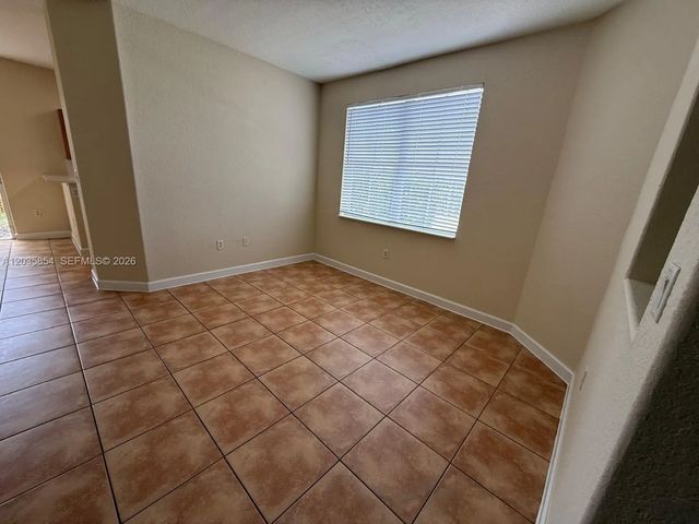 5 of 23 - 2462 Se 15th Court, Homestead, FL