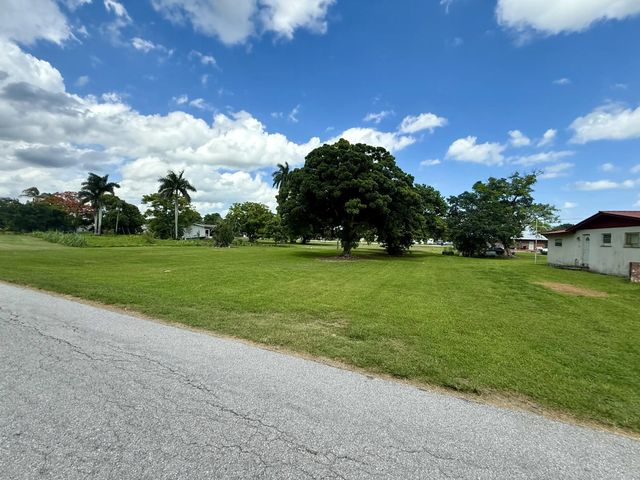 3 of 6 - 0 Se 2nd Street, South Bay, FL