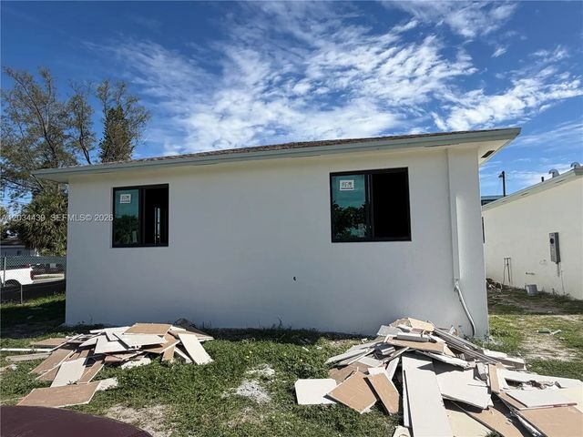 3 of 7 - 344 Nw 11th Street, Pompano Beach, FL