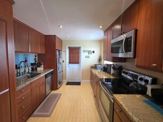 5 of 10 - 9101 W Sample Road W #501, Coral Springs, FL