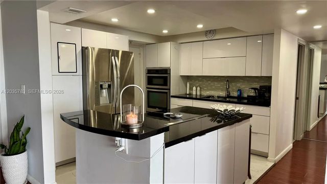 5 of 50 - 2780 Ne 183rd Street #1607, Aventura, FL