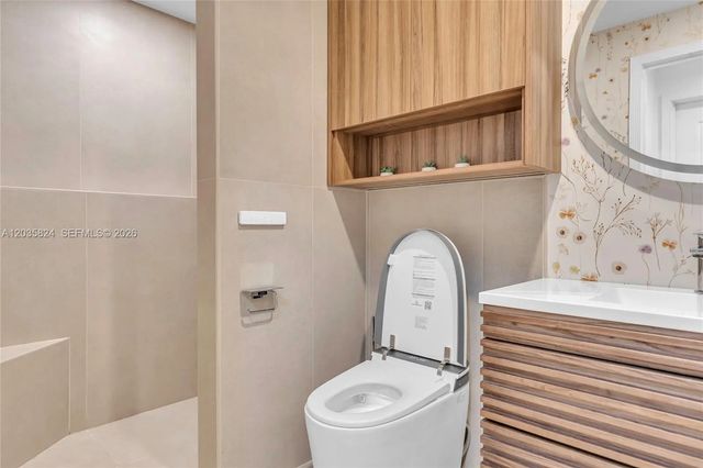 5 of 52 - 10710 Nw 66th Street #104, Doral, FL