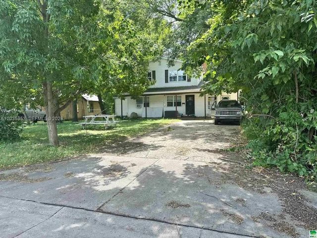 35 Hinshaw Street, 