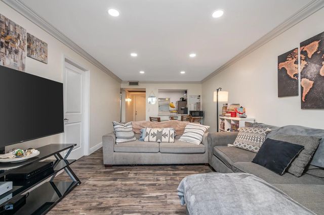 4 of 26 - 9430 Poinciana Place #110, Davie, FL