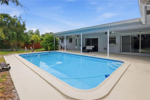 2 of 39 - 7421 Nw 14th Street, Plantation, FL