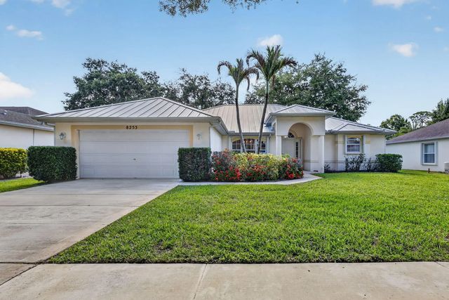 2 of 46 - 8253 Sand Pine Circle, Port St. Lucie, FL