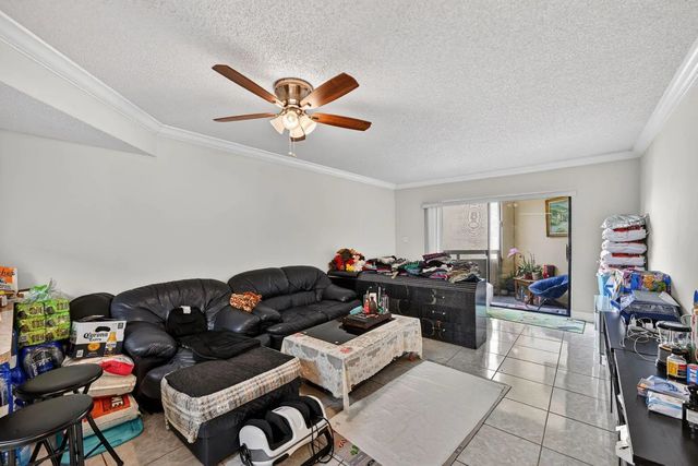 8290 Lake Drive #305, Doral