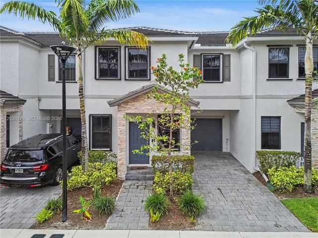 2 of 33 - 1608 Sw 28th Street, Fort Lauderdale, FL