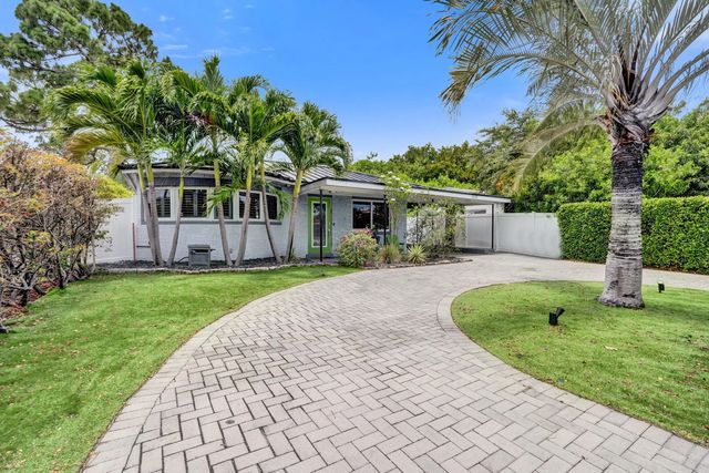 3 of 32 - 4641 Ne 6th Avenue, Oakland Park, FL
