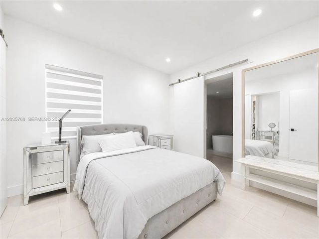 2 of 38 - 960 Ne 146th Street, North Miami, FL
