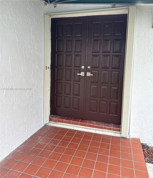 4 of 28 - 13326 Sw 9th Terrace, Miami, FL