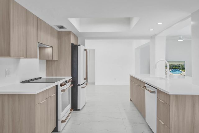 4 of 57 - 2030 N 54th Avenue, Hollywood, FL