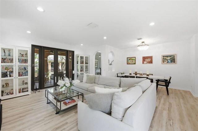 5 of 25 - 2794 Kinsington Circle #26-3, Weston, FL